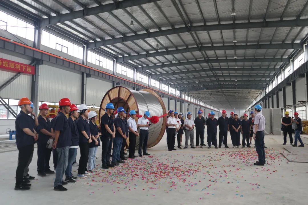 BC贷·(中国区)官方网站华银科技园首盘大截面导线顺利下线